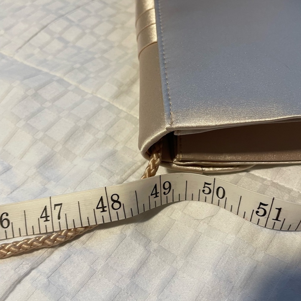 NWT cocktail Crossbody or clutch - Picture 6 of 7